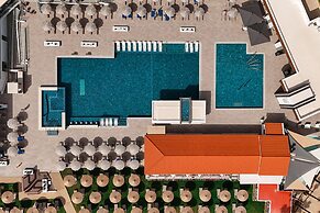Cavo Maris Beach Hotel