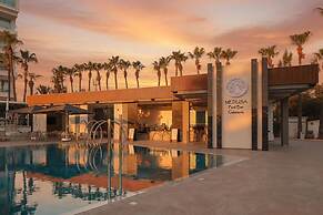 Cavo Maris Beach Hotel