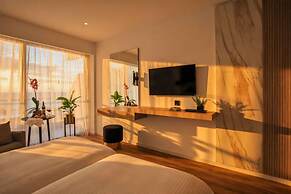 Cavo Maris Beach Hotel