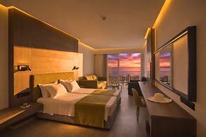 Cavo Maris Beach Hotel