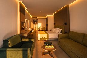 Cavo Maris Beach Hotel