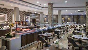 Pavlo Napa Beach Hotel