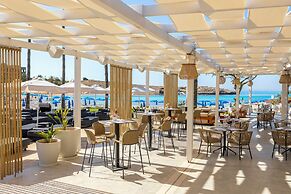 Pavlo Napa Beach Hotel