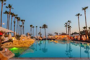 Pavlo Napa Beach Hotel