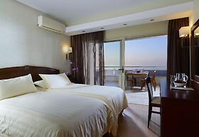 Macaris Suites and SPA