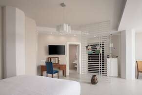 Macaris Suites and SPA