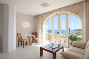 Macaris Suites and SPA