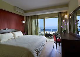 Macaris Suites and SPA