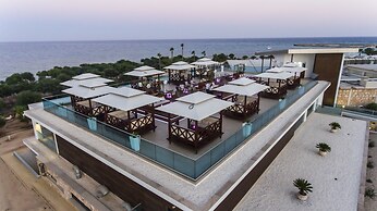 Asterias Beach Hotel