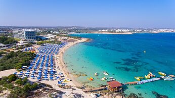 Asterias Beach Hotel
