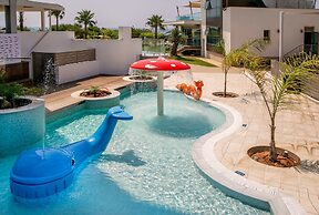 Asterias Beach Hotel