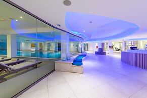 Asterias Beach Hotel