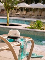 Asterias Beach Hotel