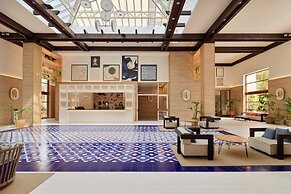 H10 Salauris Palace