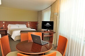 Suites Camino Real