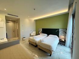 Hotel Alpha