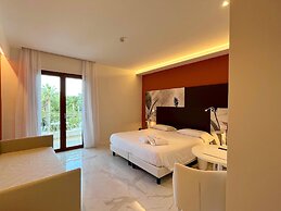 Hotel Alpha