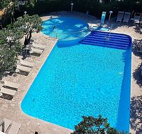 Hotel Alpha