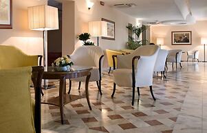 Versilia Palace Hotel