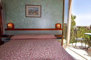 Hotel Condor