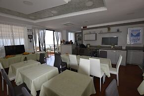 Hotel Condor