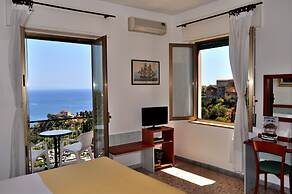Hotel Condor