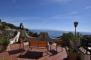 Hotel Condor