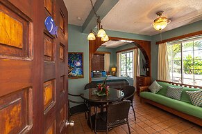 Blue Tang Inn