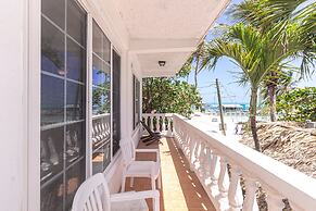 Blue Tang Inn