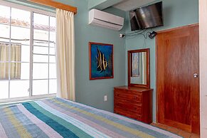 Blue Tang Inn