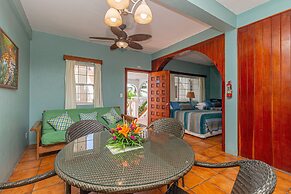 Blue Tang Inn