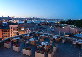 DoubleTree by Hilton Hotel Istanbul - Sirkeci