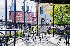Colgate Inn