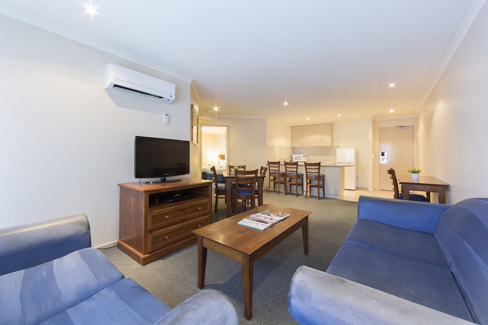 Best Western Plus Canberra Central Apartments