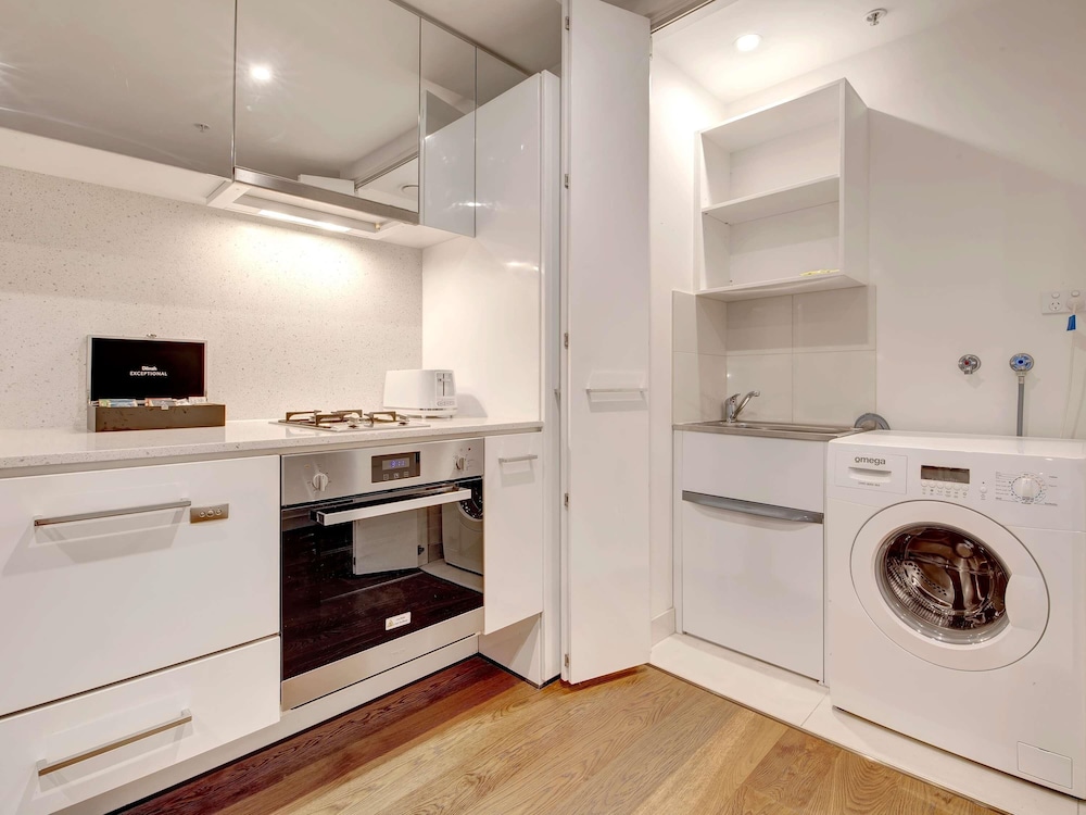 The Sebel Residences Melbourne Docklands Serviced Apartments