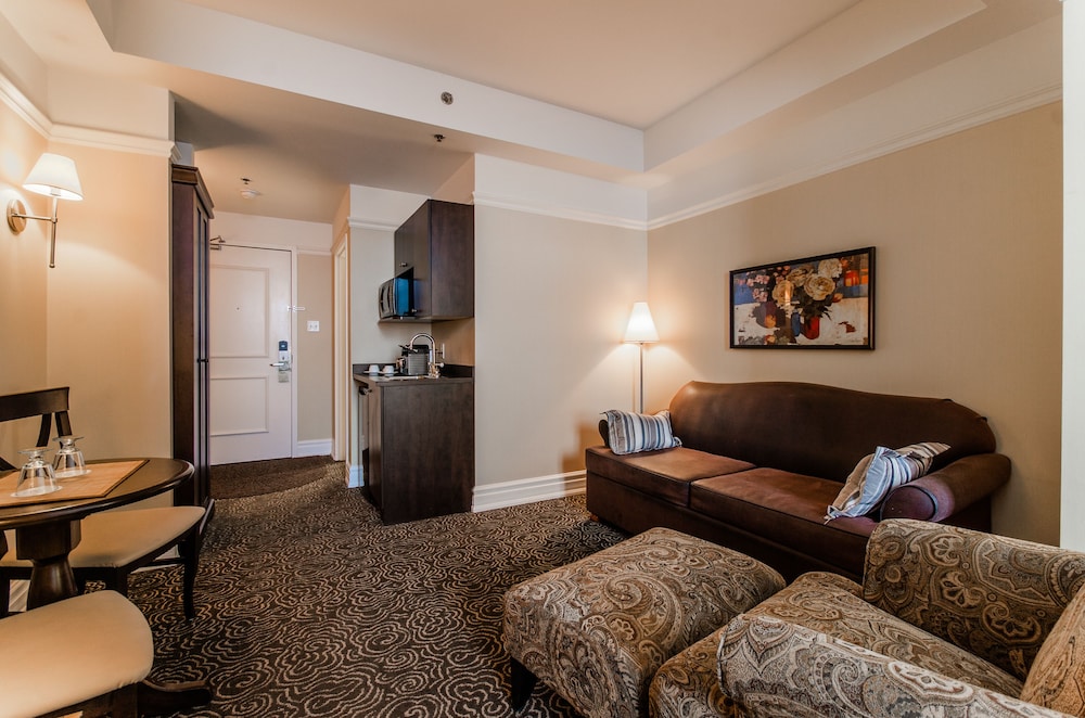 Le St-Martin Hotel & Suites Laval