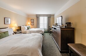 Le St-Martin Hotel & Suites Laval