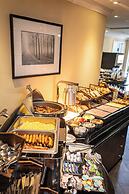 Le St-Martin Hotel & Suites Laval