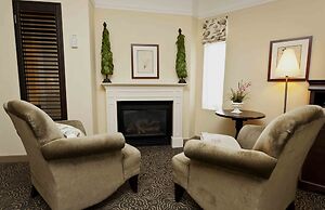 Le St-Martin Hotel & Suites Laval