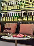 H10 Universitat Hotel