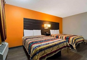 Monsoon Inn