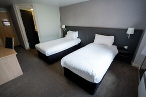 Pendulum Hotel
