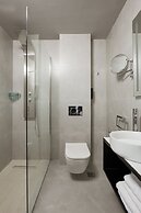 THE ALASSIA HOTEL