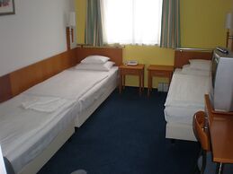 Hotel Veritas