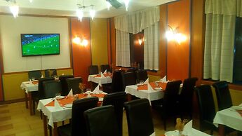 Hotel Veritas