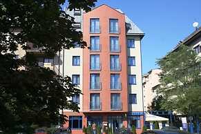 Hotel Veritas