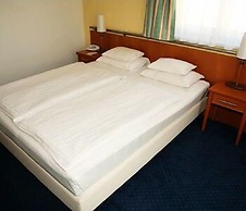 Hotel Veritas