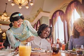 Disney Hotel Santa Fe