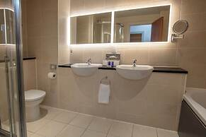 Cambridge Belfry Hotel & Spa