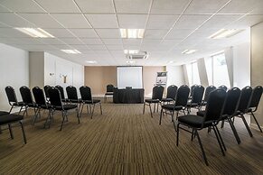 Garner Hotel Preston Samlesbury by IHG
